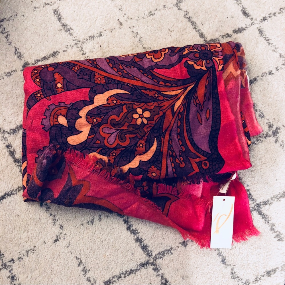 NWT pink and purple scarf